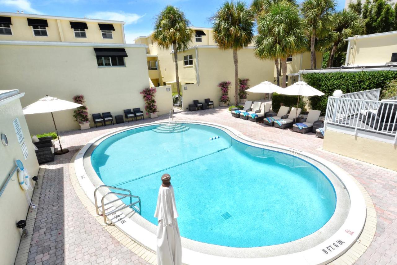 Laplaya 201C Breathtaking Gulf Panorama From This Corner End Unit With A Private Stairway To The Beach Longboat Key Buitenkant foto